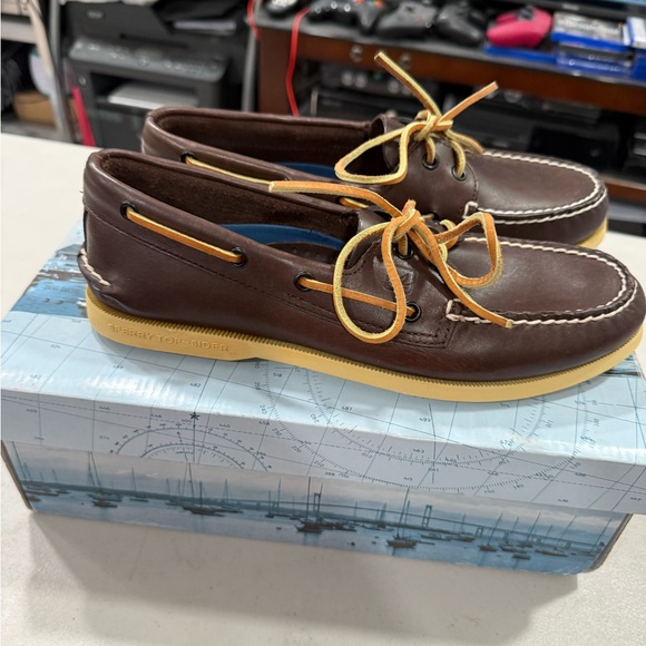 Sperry Men's Dark Brown Leather Boat Shoes Size 9.5 New - Picture 2 of 7